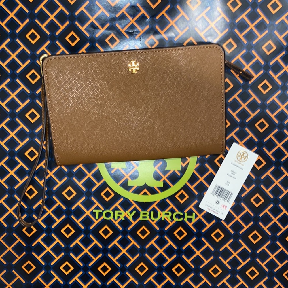 Tory Burch Emerson Wristlet Pouch👝❤️